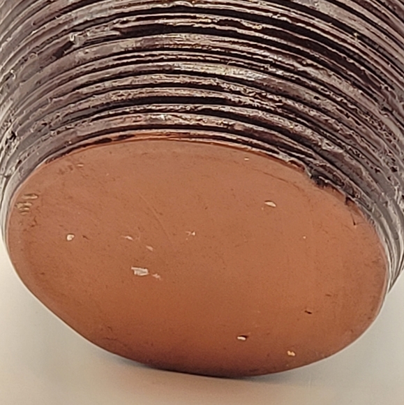 Handthrown Pottery w/ unique grooved design. Red clay, finished interior. Small. - Picture 6 of 7
